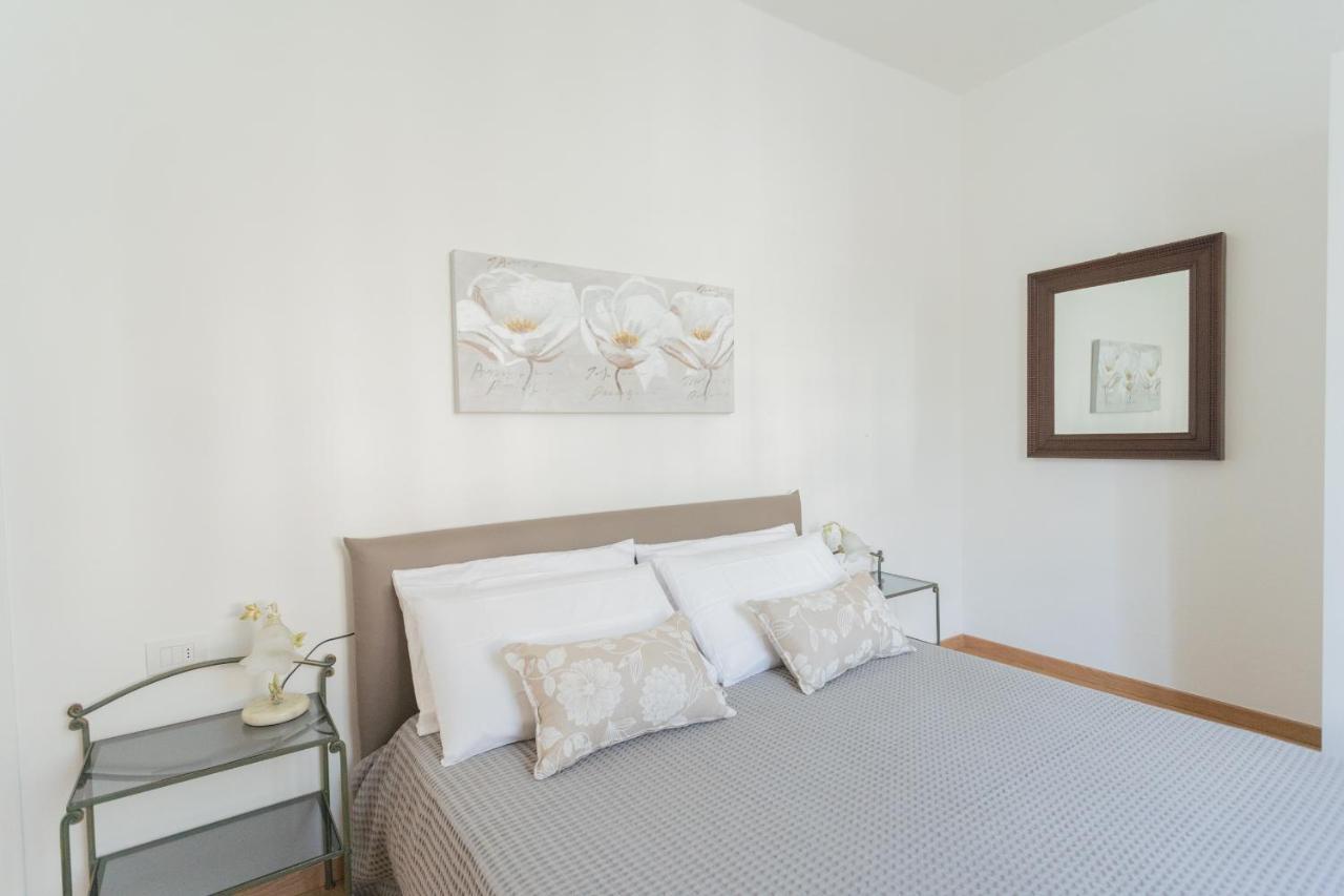 Tina'S Window On Lake Como By Rent All Como Mezzegra Extérieur photo