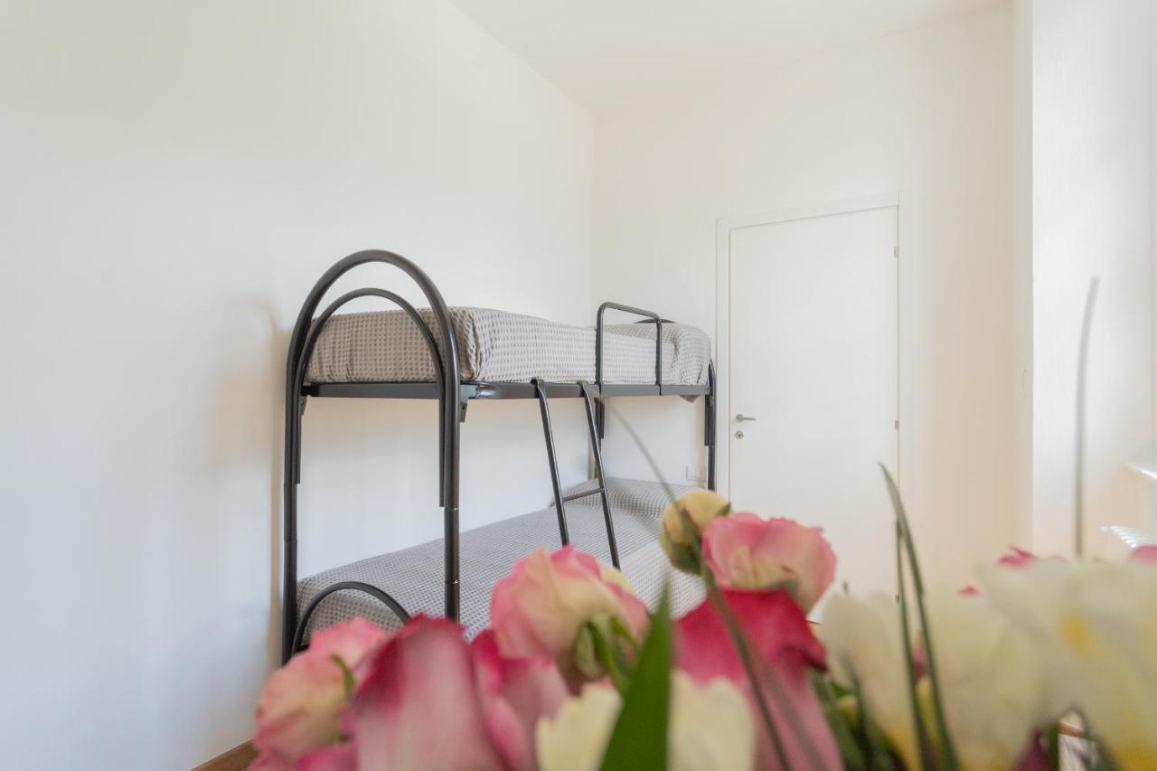 Tina'S Window On Lake Como By Rent All Como Mezzegra Extérieur photo